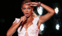 La cantante estadounidense Beyoncé hace gala de su condición de diva mundial con exigencias.