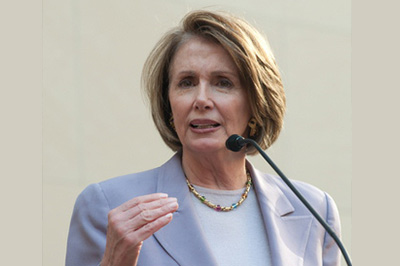 “Deportar a 1.100 personas en promedio diariamente es un error”, sentenció Nancy Pelosi.