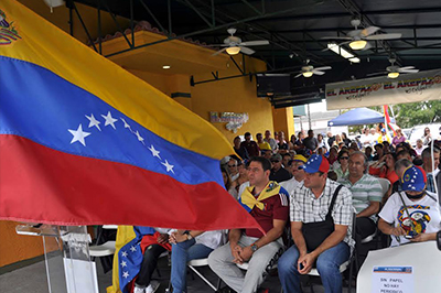 La bandera venezolana ocupó la primera fila.