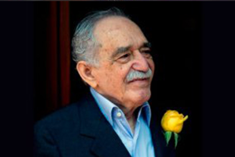 Gabriel García Márquez en su último cumpleaños, el pasado 6 de marzo, afuera de su casa en la ciudad de México. Foto AP