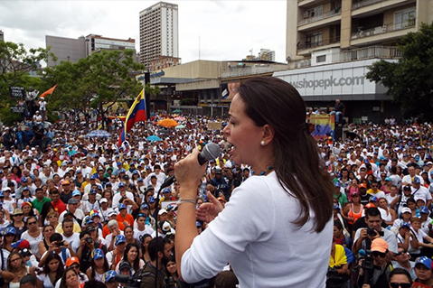 María Corina Machado es archiconocida por ser una de las caras de la oposición venezolana y firme detractora del régimen Castro-Chavista.