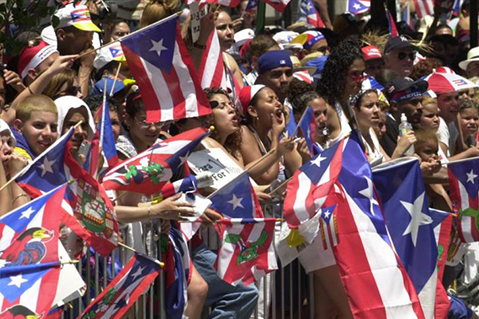 La Parada Puertorriqueña contó con bandas de músicos en vivo, carrozas, bailes y comidas típicas que el público asistente disfrutó hasta el último minuto. 