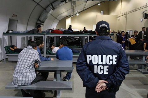 Legisladores de la Cámara de Representantes creen que los anuncios de ICE no son suficientes y pidieron el fin de las políticas de detención de familias de la agencia. 