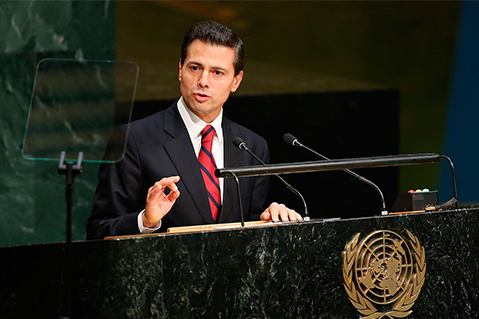Peña Nieto en la Asamblea General de la ONU. / MATT CAMPBELL (EFE