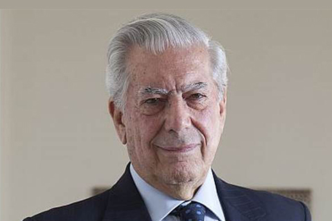 Vargas Llosa se despachó a gusto contra el precandidato republicano: dijo que “está haciendo una demagogia de tipo racista”, que sus argumentos son “estupideces con carga publicitaria”, y hasta lo adjetivó como “enfervorizado” y “payaso”.