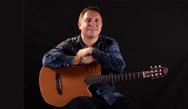 Guillermo Anderson, se ganó el nombre de “Embajador Cultural de Honduras para el mundo” con su canción “En Mi País”.