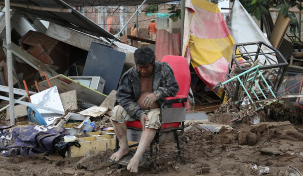 En estos lugares, así como otros más aislados del norte de Perú, la ayuda estatal llega con cuentagotas, pues la emergencia ha dejado 101.104 personas sin vivienda y otras 643.216 afectadas en menor medida