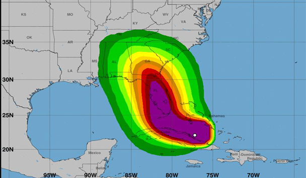 Los meteorólogos del Centro Nacional de Huracanes (CNH) pronostican que el ojo de Irma tocará tierra en Los Cayos, para luego subir cerca de la costa oeste en el Golfo de México antes de entrar en Bahía de Tampa.