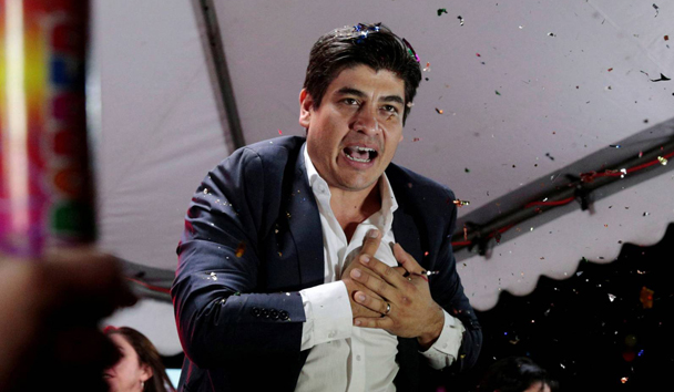 Carlos Alvarado, el candidato oficialista que representa al progresismo.