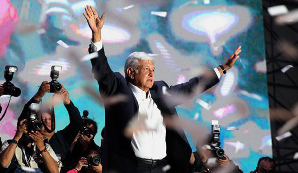 López Obrador aseguró que su proyecto de nación buscará establecer una «auténtica democracia» y los cambios «serán profundos». 
