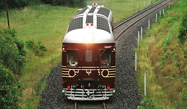 “La Quebrada” será un tren de pequeñas dimensiones, formado por un coche motor y un vagón. Tendría una capacidad aproximada de 240 pasajeros.